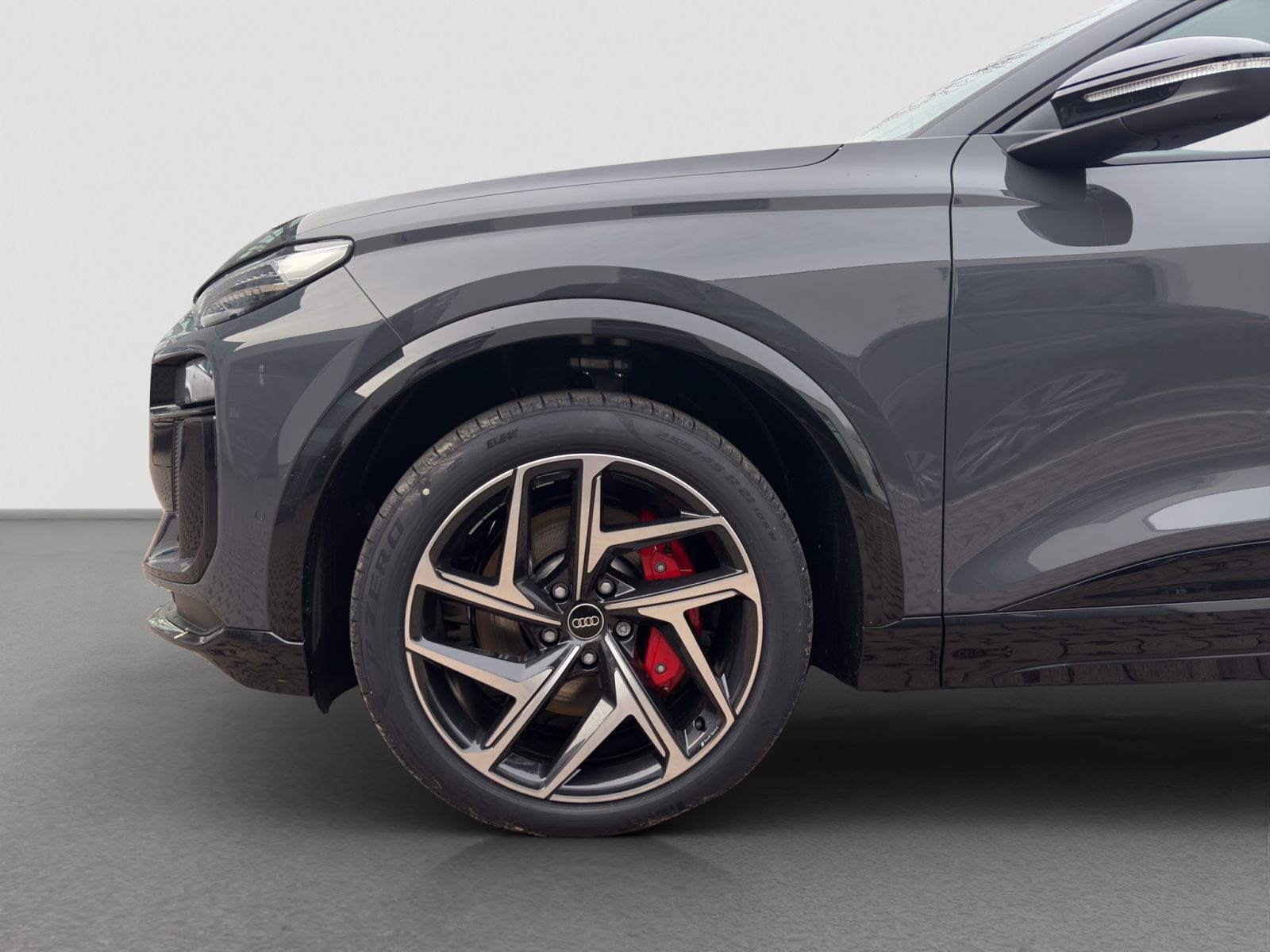 Audi SQ6 e-tron - Bild 21