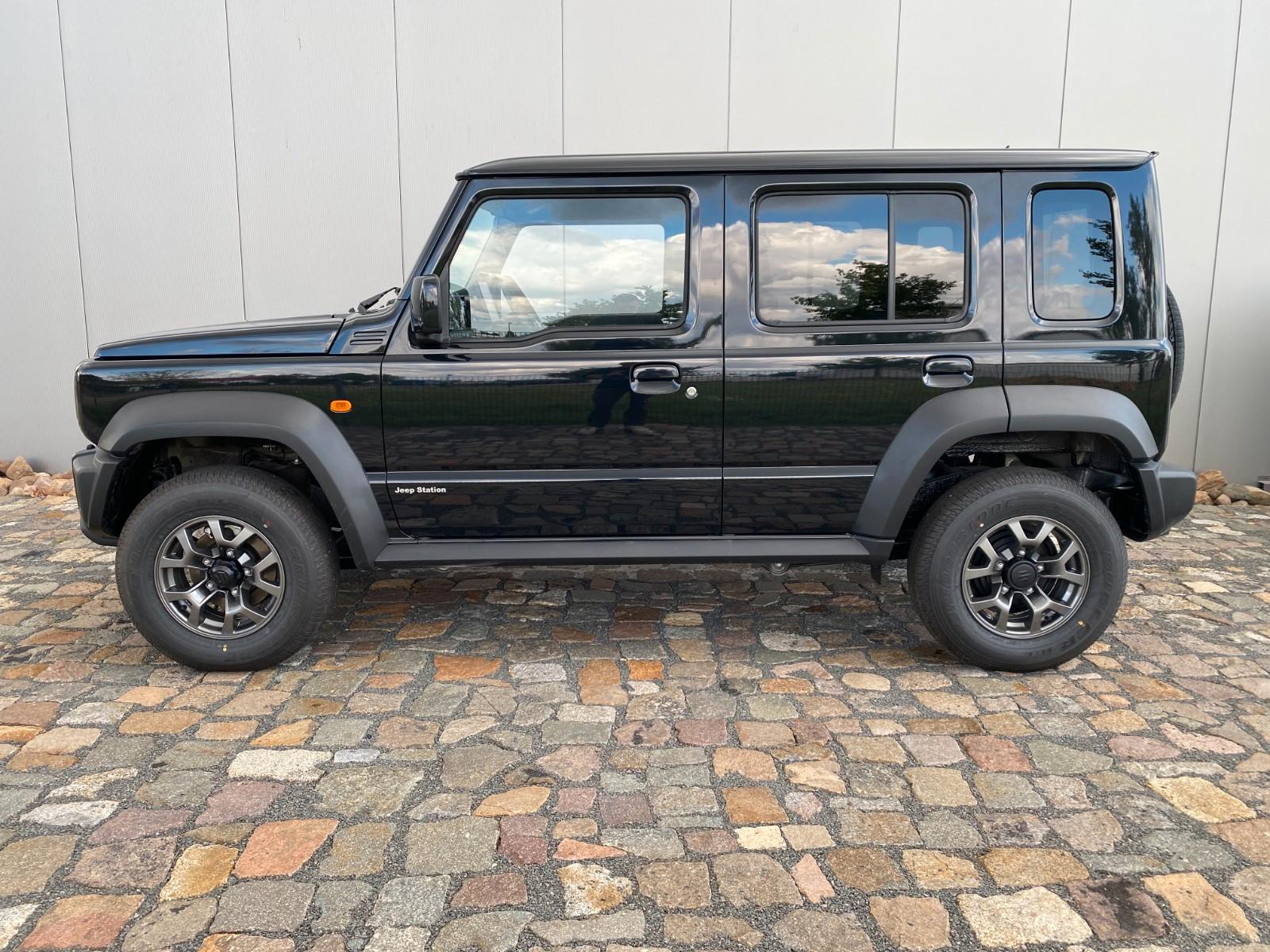 Suzuki JIMNY AUTM. GLX PKW 5 TÜRER 4 SITZE 4x4 ALLGRIP