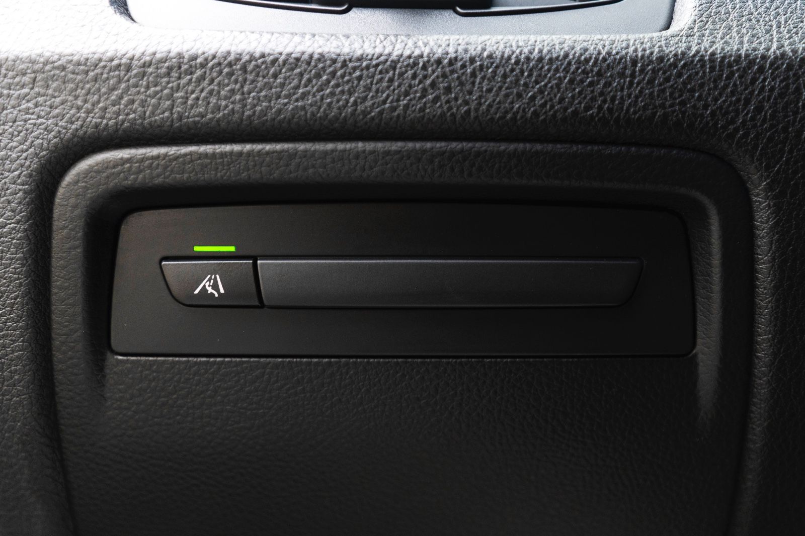 Fahrzeugabbildung BMW 340IX M-Performance H&K HUD LED CARPLAY KAM