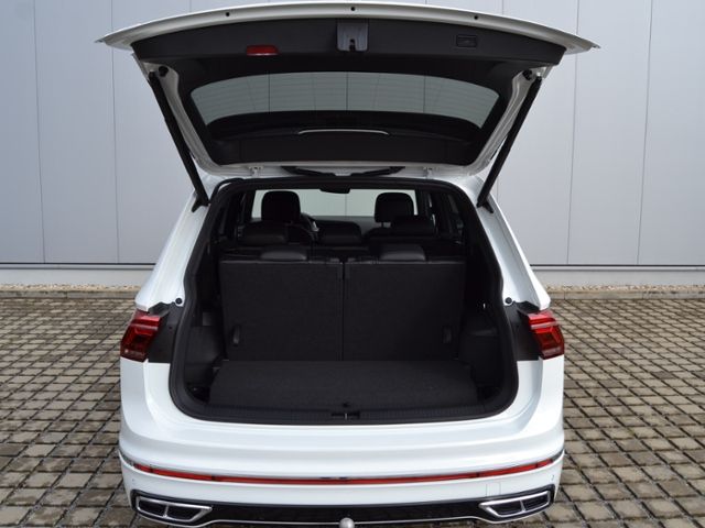 Tiguan Allspace 2.0 TSI 4M DSG R-Line 7-SITZER/A