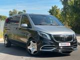 Mercedes-Benz VIP Maybach *Sternenhimmel*TV*Designo* - Mercedes-Benz V 250 in Köln