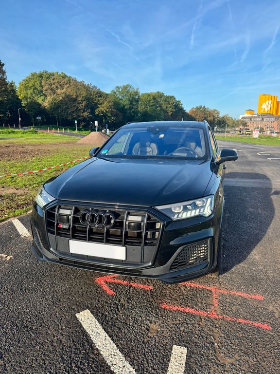 Image of Audi SQ7