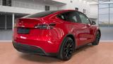 Tesla Model Y Standard RWD Plus 96.2% SoH [ TREKHAAK+L - mit Elektro-Antrieb: Rot, Geländewagen