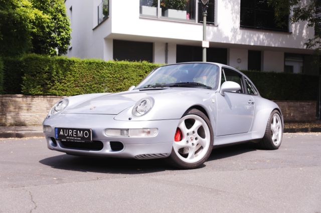 Porsche 993 Carrera 4S Coupé