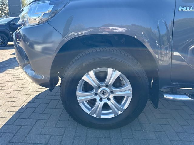 Toyota Hilux Double Cab Comfort 4×4