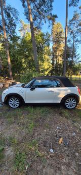 MINI Cooper S Cabrio Cooper S - weiße MINI Cabrio Serie