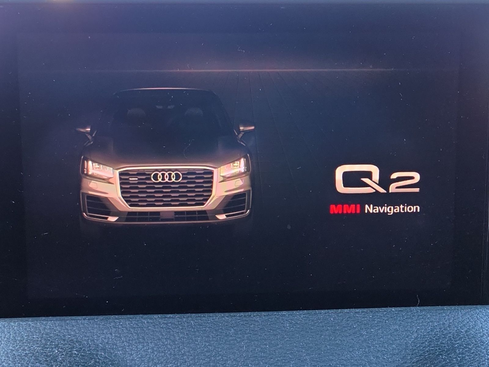 Fahrzeugabbildung Audi Q2 35 TFSI SPORT S-LINE NAVI LED PDC SHZ LEDER