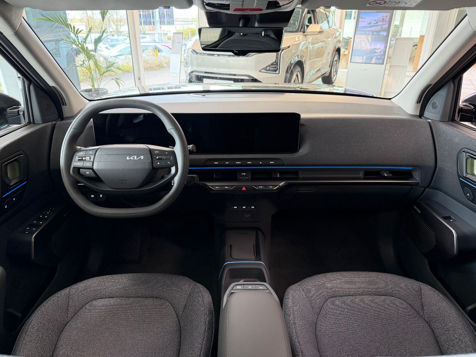 Fahrzeugabbildung Kia EV2 42.2 4S EARTH WIC 22AC TEC DWP DES