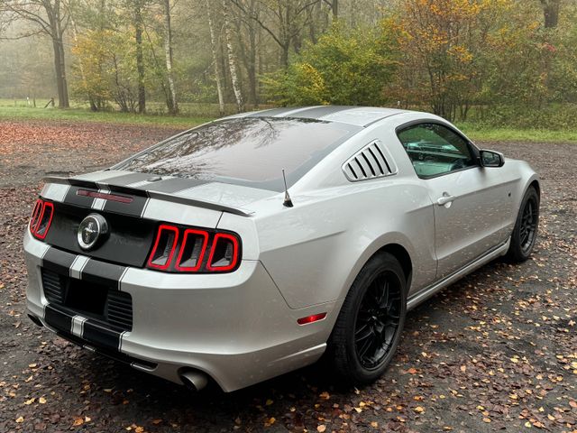 Ford Mustang 3.7 LPG 1.Hand Tempomat Leder Elekt.Sit