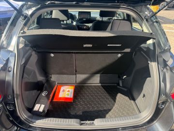 Toyota Yaris - 10