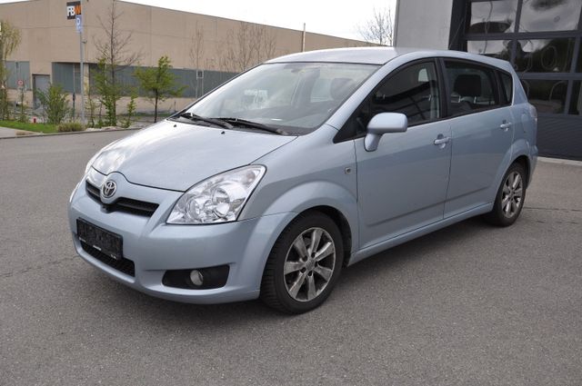 Toyota Corolla Verso 2.2 D-4D Executive Camer Navi