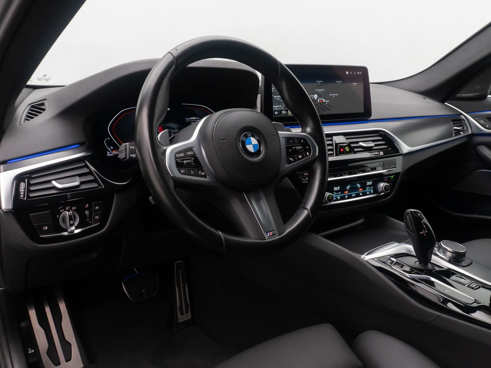 Fahrzeugabbildung BMW 540d xD M Sport Kamera Laser DAB H/K HUD 20Zoll