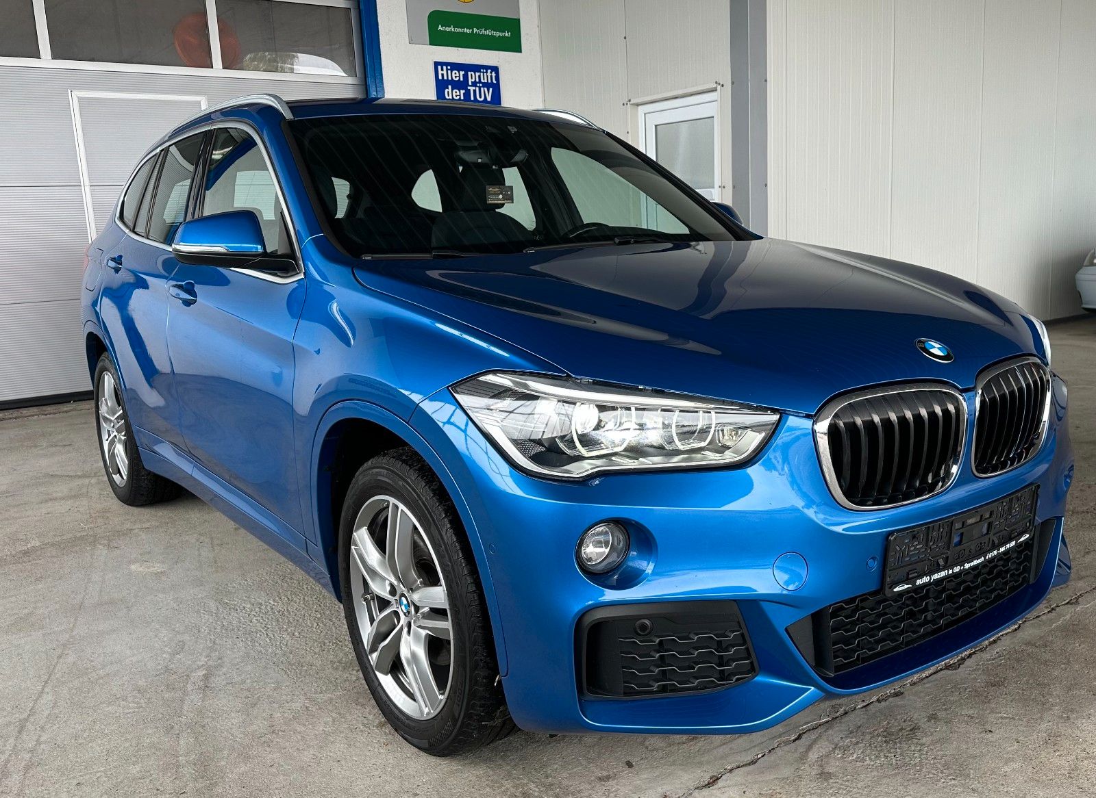 BMW X1 xDrive 18 d M Sport Head Up Kamera SHZ foto 3