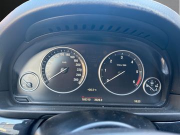 BMW 520 - 11