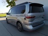 Volkswagen T7 2.0TDI DSG California Beach Camper Sport Edit - silberne Volkswagen T7 California