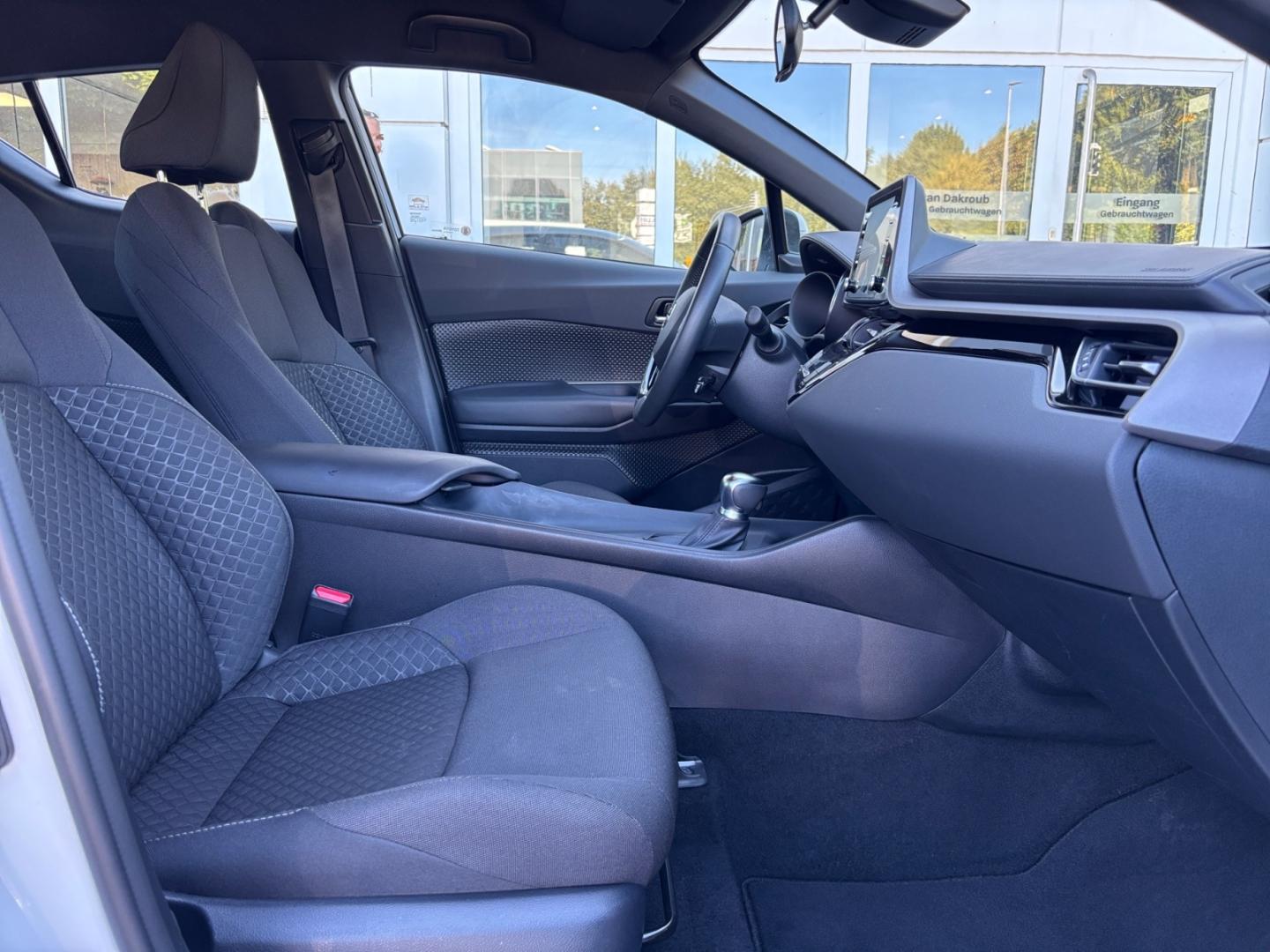 Toyota C-HR 1.8 Hybrid Flow *LED*ACC*Kamera*CarPlay*DAB