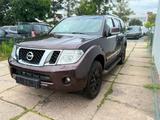 Nissan Pathfinder 3.0 dCi LE.SHZ.AHK.7 Sitzer - Nissan Pathfinder: Le