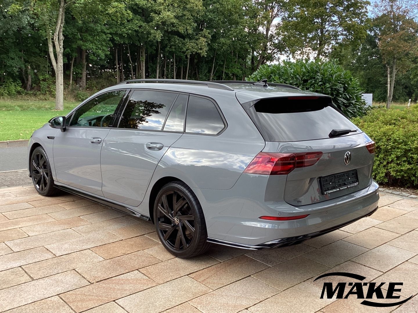 Golf Variant R-Line 2.0TSI DSG ACC STDHZG IQ.L R