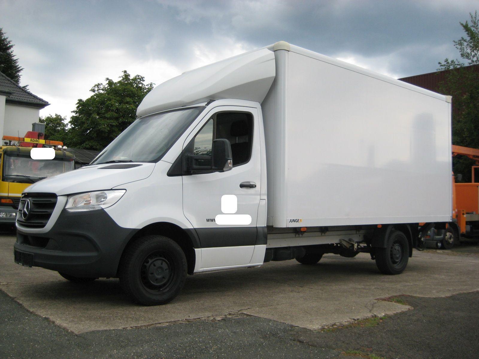 Mercedes-Benz 317 CDI Sprinter mit 4,40m-Koffer+LBW *TÜV 2028*