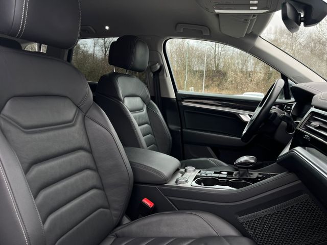 Touareg V6TDI 4M Tiptr. R-Line*AHK*Luft*Assist+!