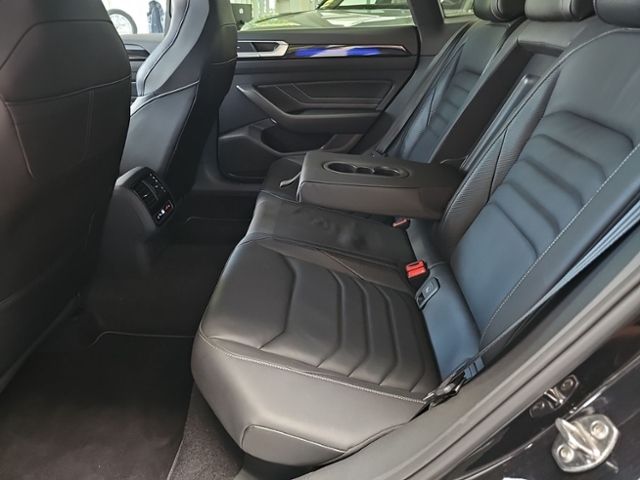 Fahrzeugabbildung Volkswagen Arteon Shooting Br. 2.0 TDI 4M DSG R-Line LEDER