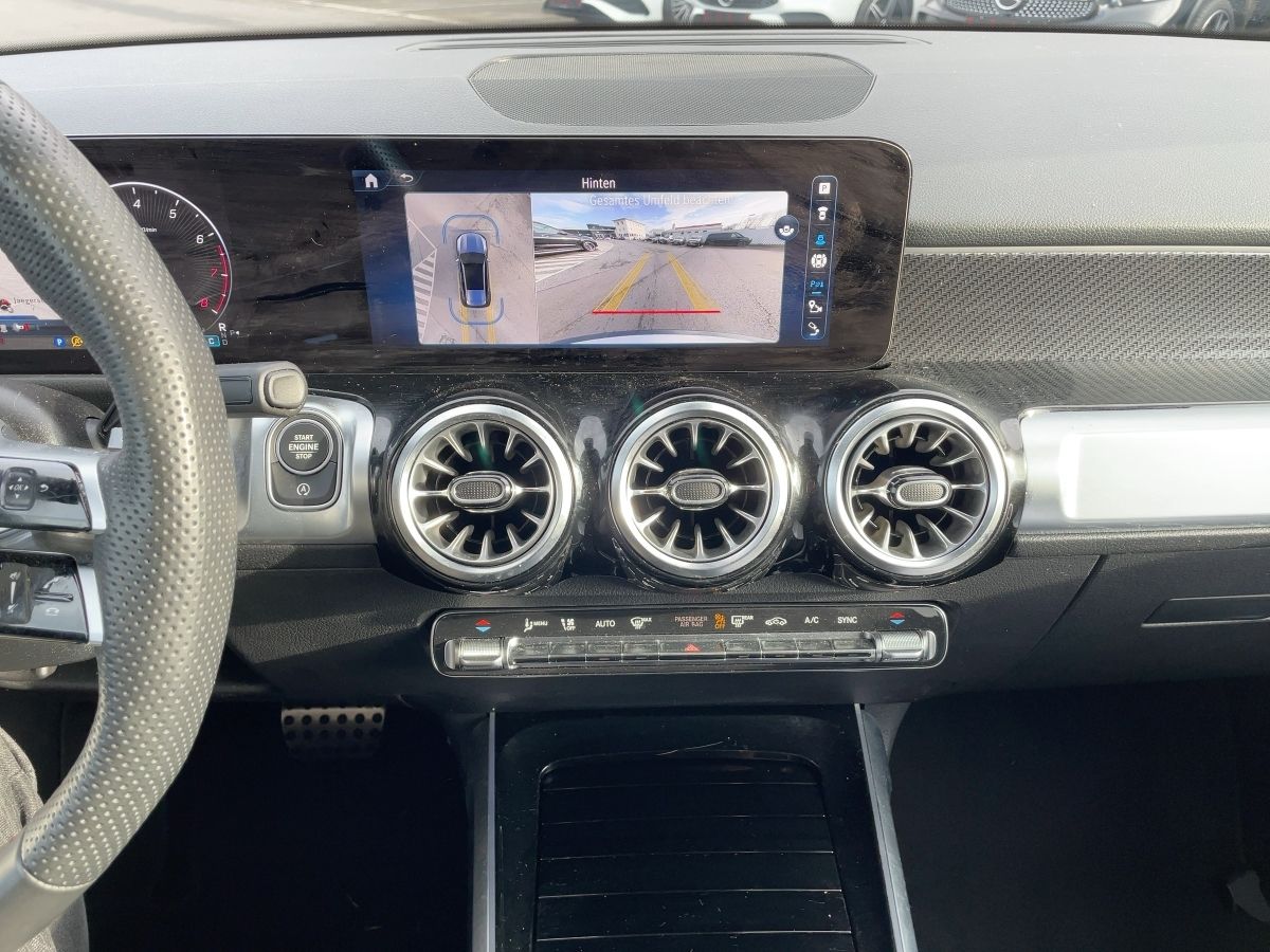 Fahrzeugabbildung Mercedes-Benz GLB 200 AMG/Pano/360°/AHK