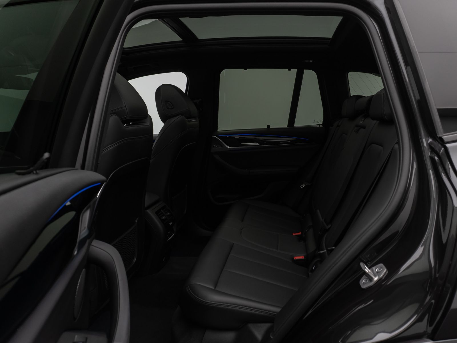 Fahrzeugabbildung BMW X3 xD20d M Sport Panoram 360°DAB Lenkrhz Komfort