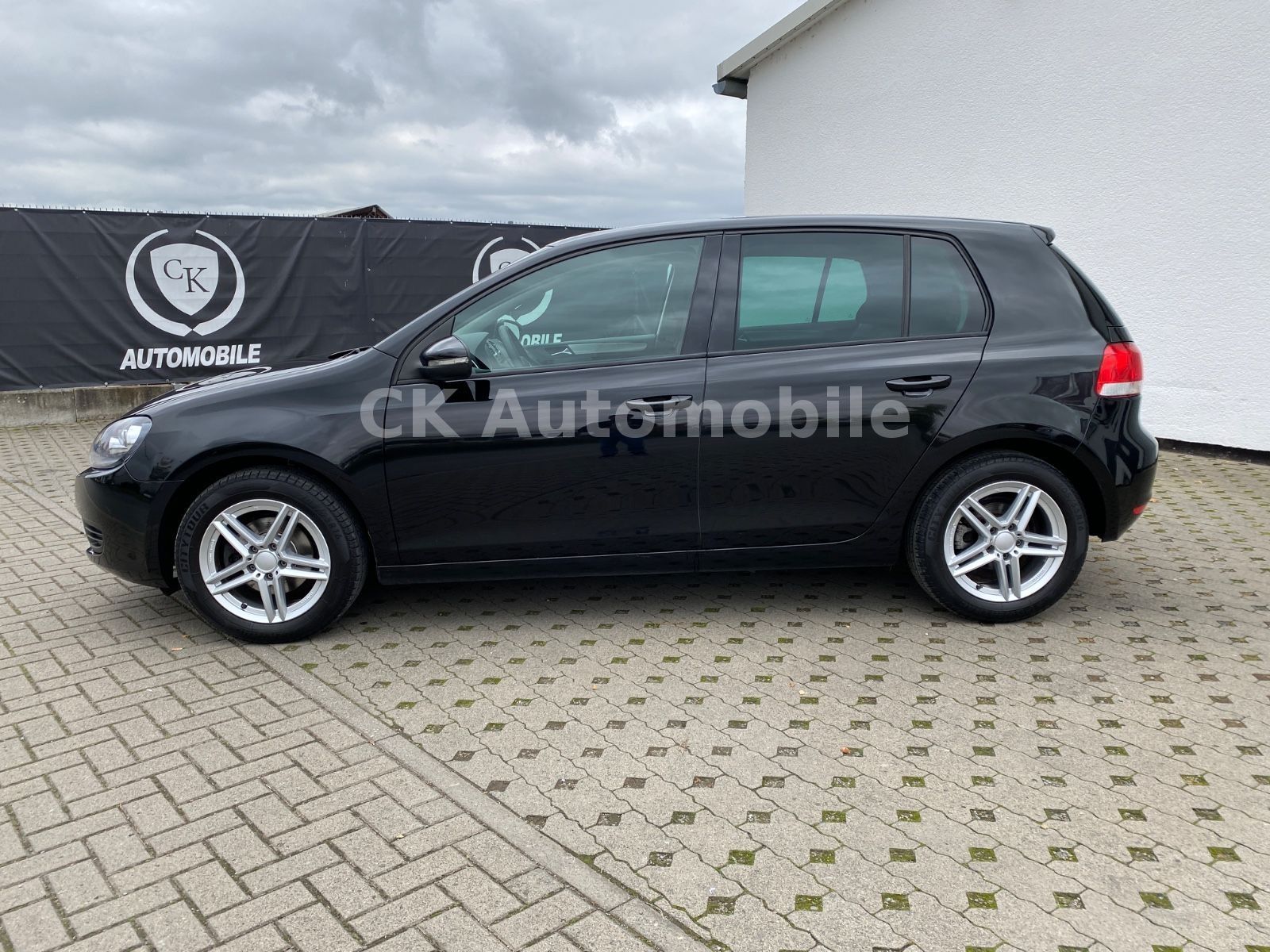 Fahrzeugabbildung Volkswagen Golf VI 1.4 Trendline 5-trg./Klimaanlage