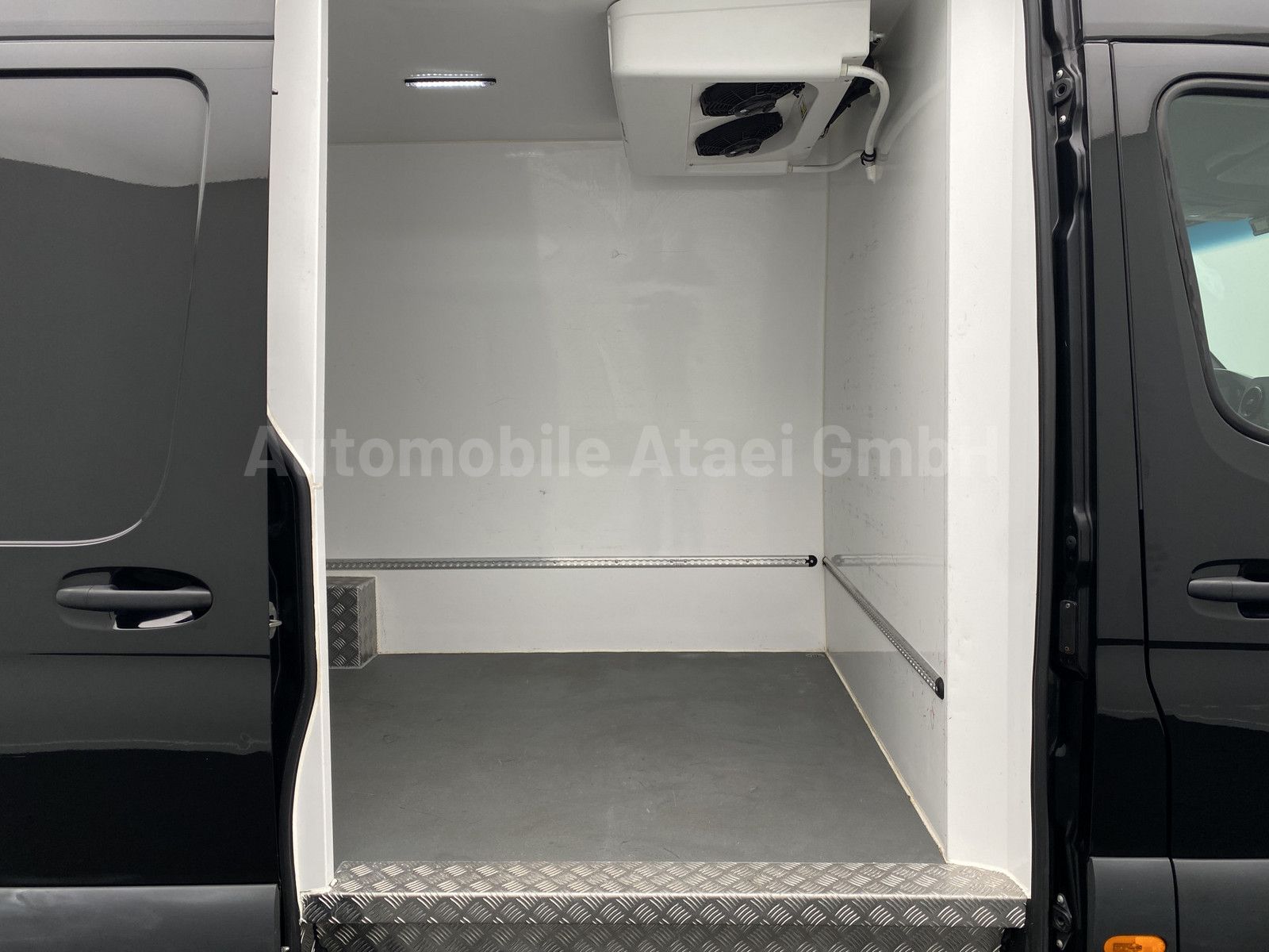 Fahrzeugabbildung Mercedes-Benz Sprinter 316 *ThermoKing -32° Tiefkühl* (9941)