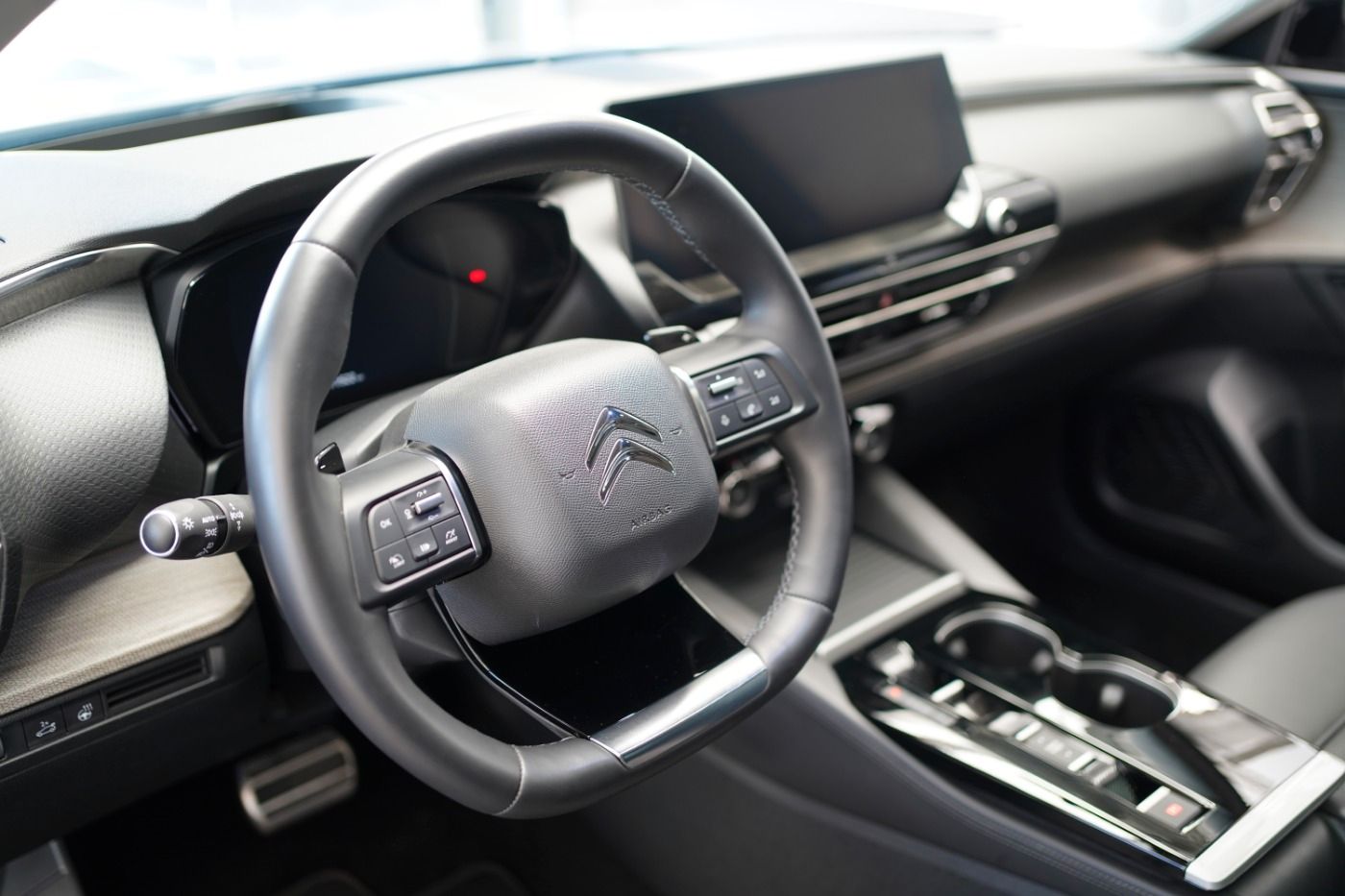 Fahrzeugabbildung Citroën C5 X PureTech 180 EAT8 Shine Pack Automatik Navi