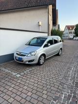 Opel Zafira 1.8 Family guter Zustand  - Opel Zafira in Karlsruhe
