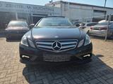 Mercedes-Benz E 350 E Coupe E 350 CGI BlueEfficiency - Mercedes-Benz E 350 mit Benzin-Antrieb: Coupe