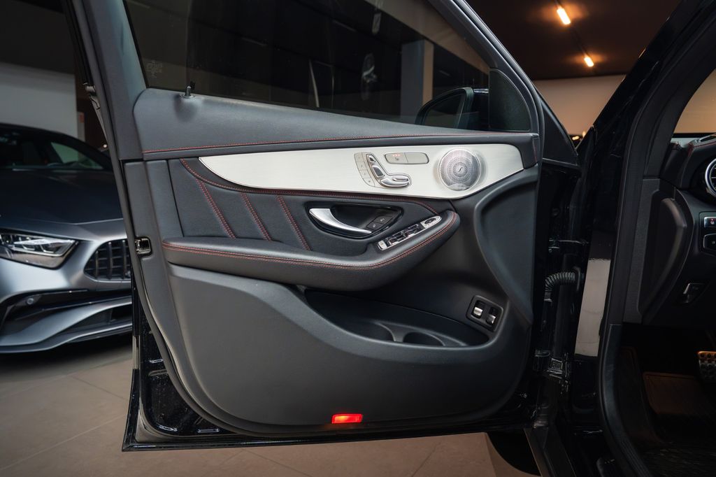 MERCEDES-BENZ GLC 43 AMG*PANO*AHK*BURM*ACC*MEMORY*Keyless* MERCEDES-BENZ GLC 43 AMG*PANO*AHK*BURM*ACC*MEMORY*Keyless*