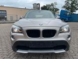 BMW X1 Baureihe X1 20 i xDrive+AUTOMATIK+TÜV NEU - BMW X1 aus 2012 mit Benzin-Antrieb: Geländewagen