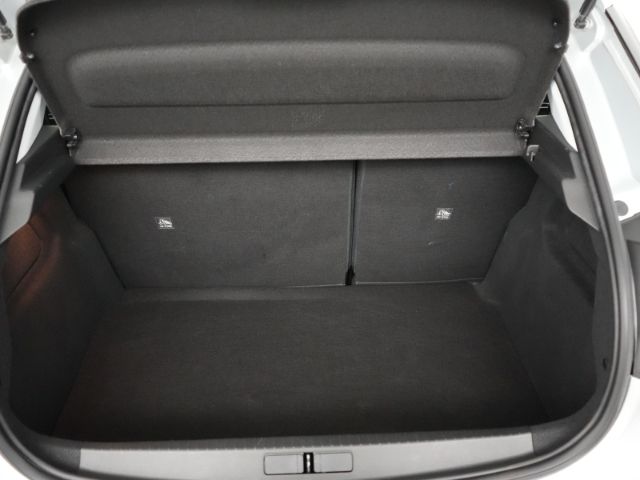 Corsa F EDITION+SITZHEIZUNG+LENKRADHEIZUNG+PARKP