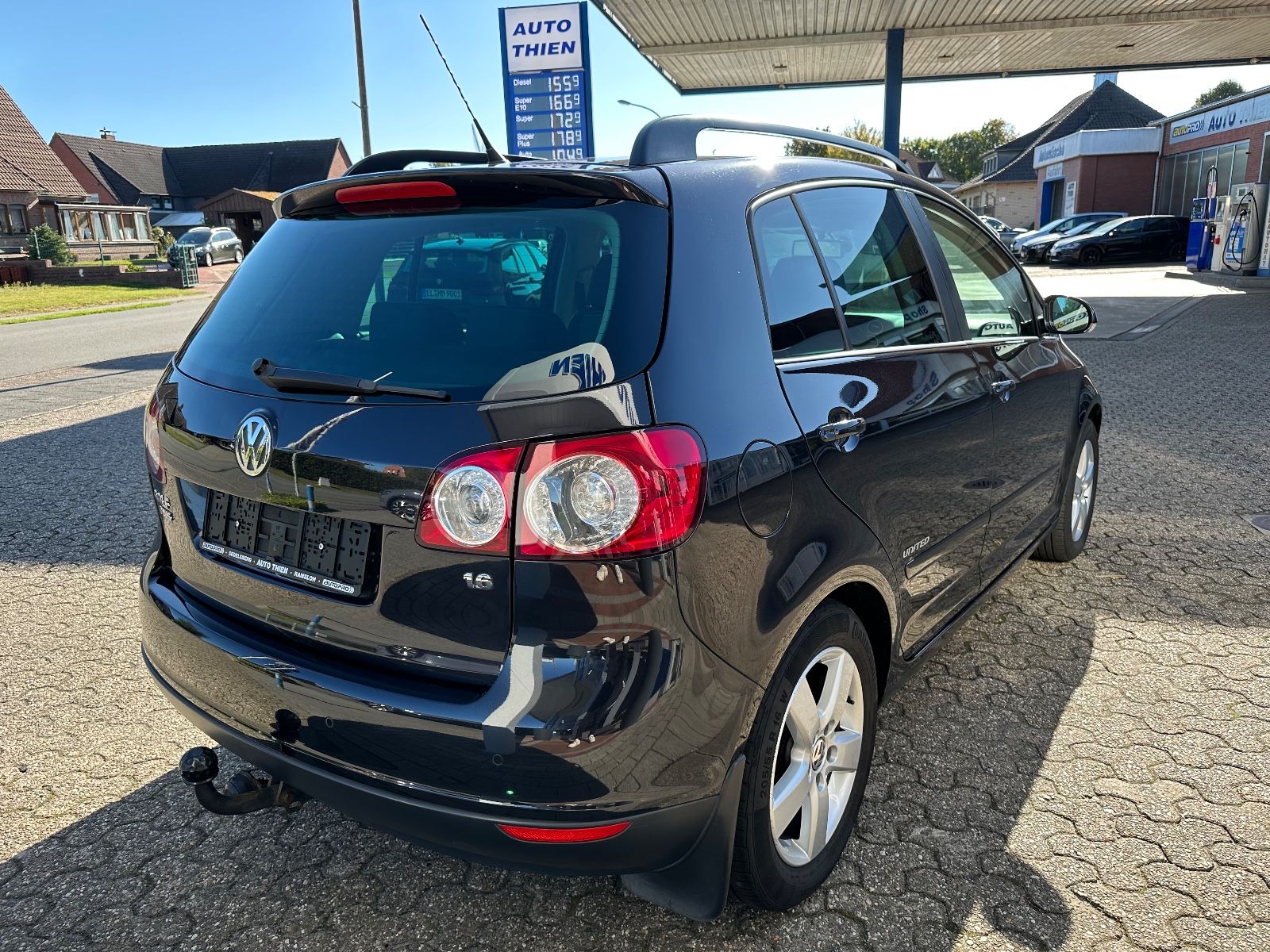 Fahrzeugabbildung Volkswagen Golf Plus 1.6 United AHK/SHZG/GRA