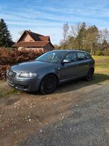 Audi A3 1.9 TDI (DPF) S tronic Ambiente Sportb. A... - Audi A3 mit Diesel-Antrieb: Limousine, Automatik, mit Klimaautomatik, 1.9