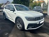 Volkswagen Tiguan Allspace Highline 4Motion *7 Sitzer* - Volkswagen Tiguan Allspace in Kassel