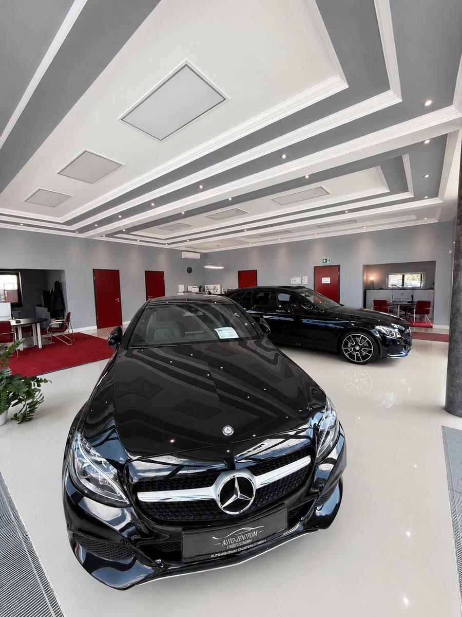 showroom-image-top