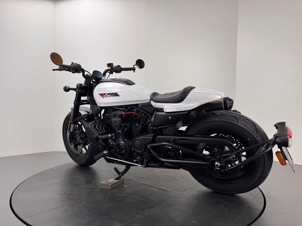 Fahrzeugabbildung Harley-Davidson SPORTSTER S RH1250 S *NEUWERTIG *TAGESZULASSUNG