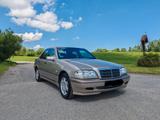 Mercedes-Benz Top Youngtimer: C180 CLASSIC SELECTION - Mercedes-Benz Youngtimer