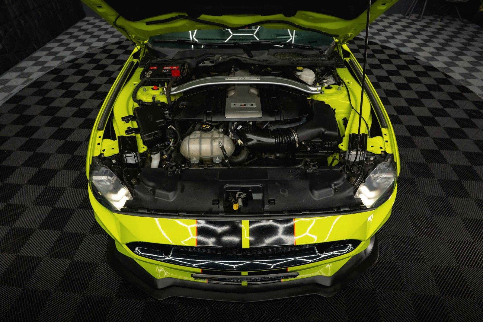 Fahrzeugabbildung Ford Mustang Shelby GT 500 5.0 V8 PREMIUM Performance