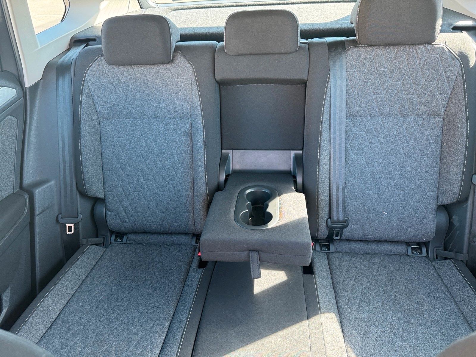 Fahrzeugabbildung Volkswagen Tiguan Life MOVE 1.5 TSI
