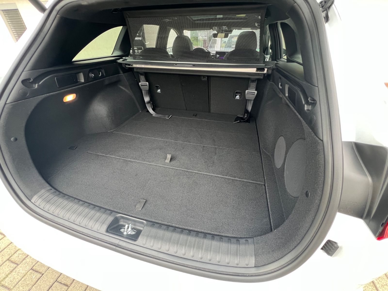 Fahrzeugabbildung Kia Ceed SW 1.5T 140 DCT7 GT-Line Leder Tec 18Z GD