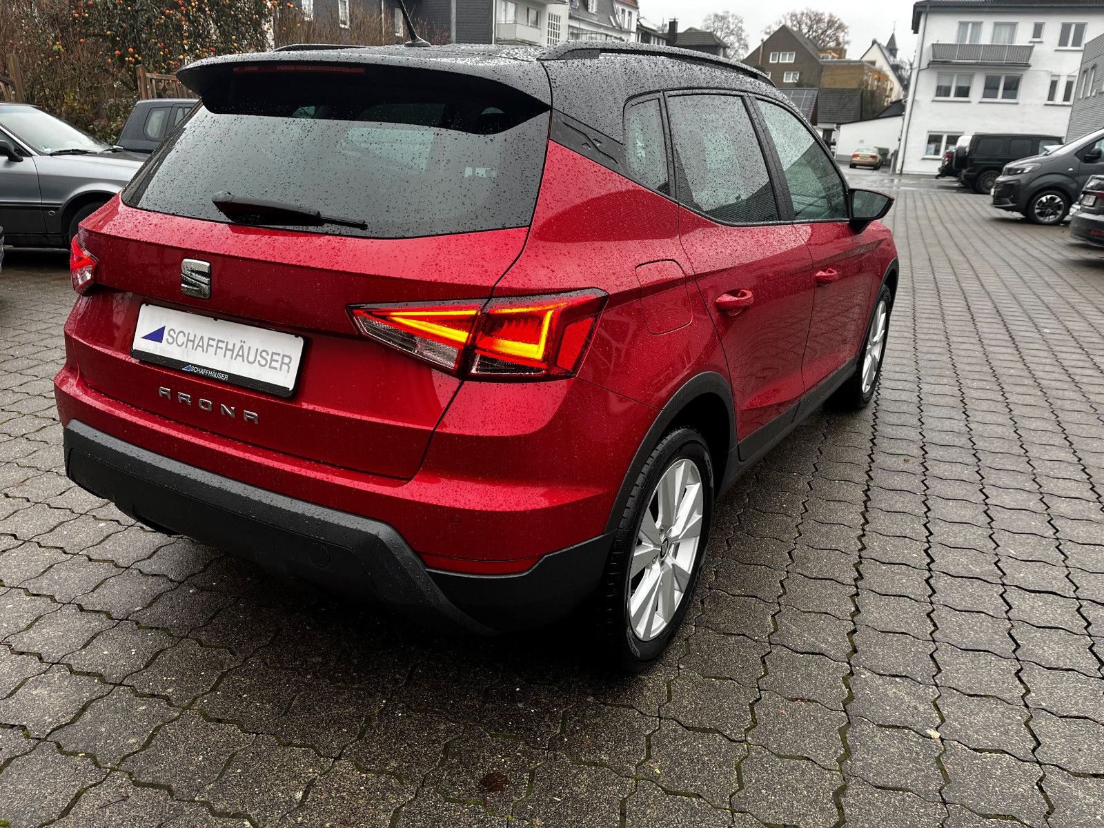 Fahrzeugabbildung SEAT Arona Style 70 KW LED 17" PDC SHZ BT USB