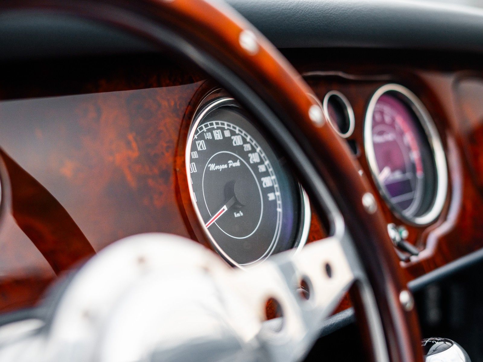 Fahrzeugabbildung Morgan Roadster 3,7 L V6 *1 Hand* + Sonderlack +