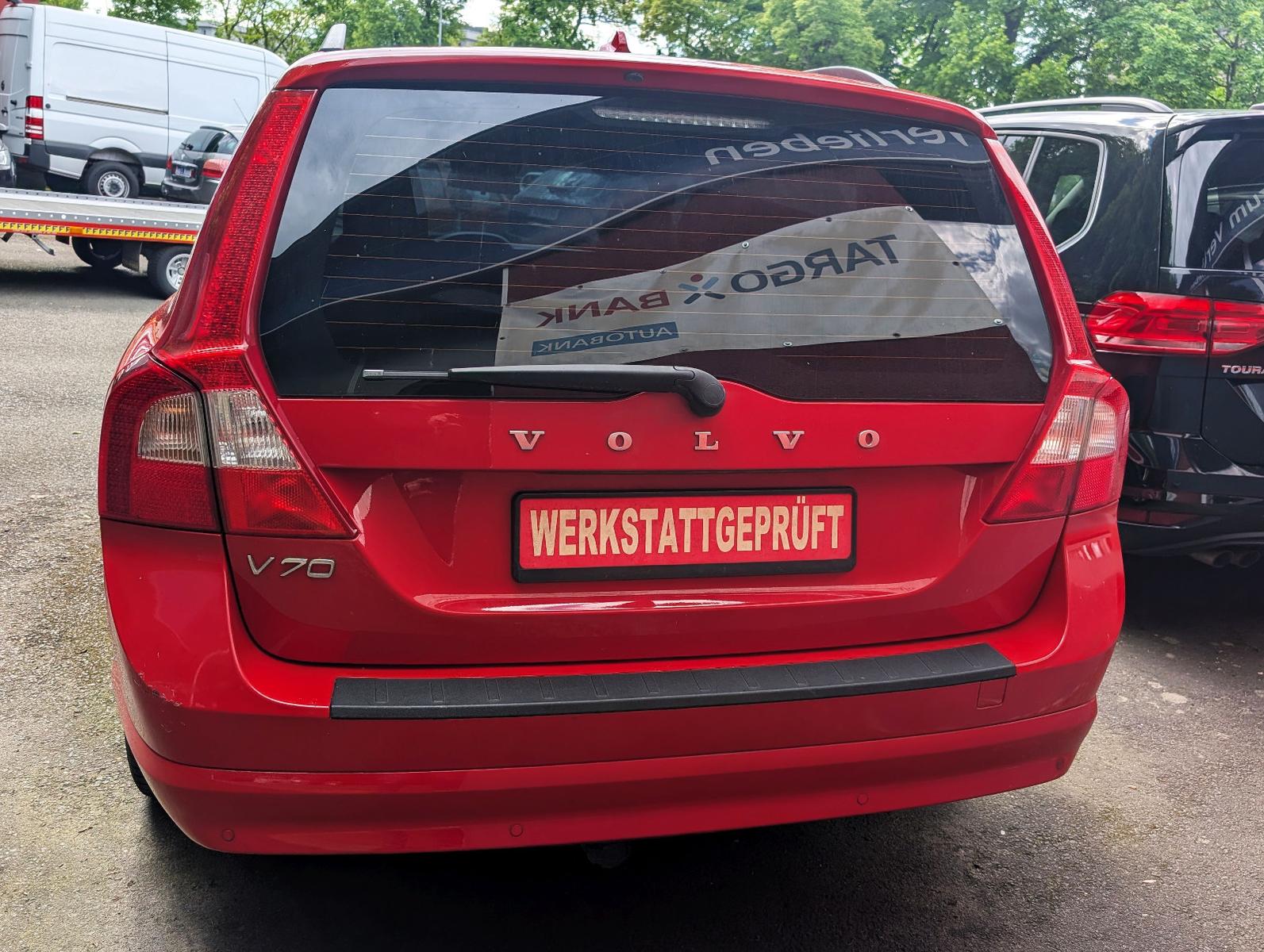 Volvo V70 2012 — photo 20