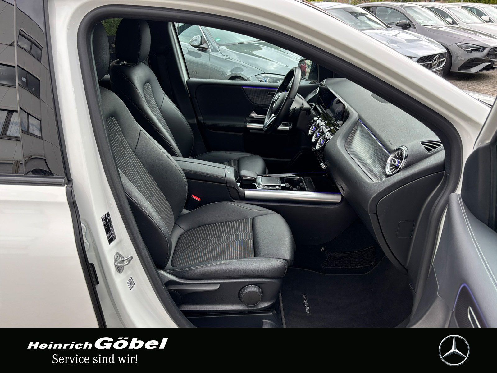 Fahrzeugabbildung Mercedes-Benz B 200 PROGRESSIVE*NAVI-PREMIUM*AMBIENTEBEL*LED