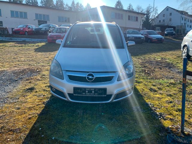 Opel Zafira B CATCH ME Now