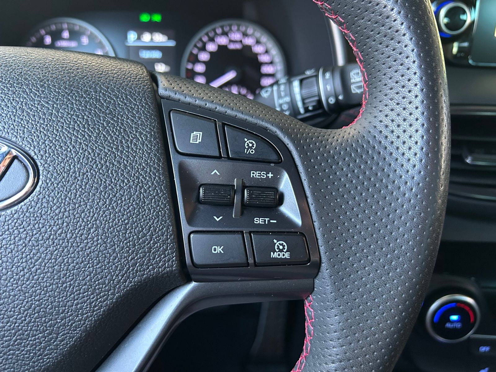 Fahrzeugabbildung Hyundai TUCSON N Line 4WD LED NAVI ALU